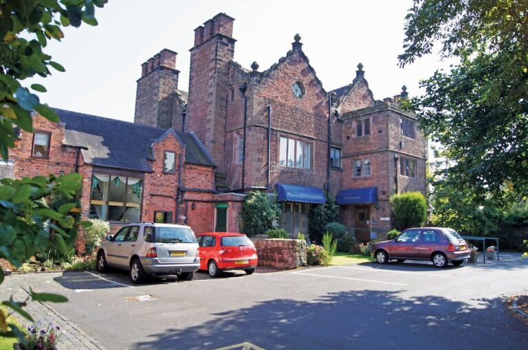 Shenstone Hall Shenstone, Staffordshire Property Advisors to the